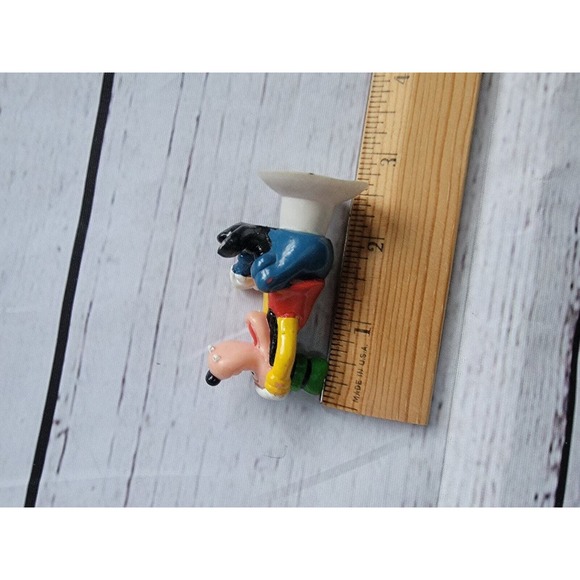 Vintage Disney Goofy Suction Cup Toy 2.5 Inches - Picture 6 of 6